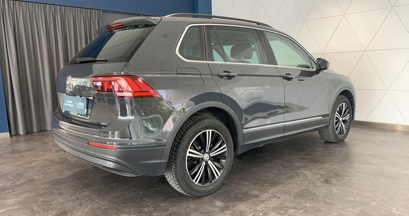 Volkswagen Tiguan cena 130900 przebieg: 33632, rok produkcji 2019 z Warszawa małe 379